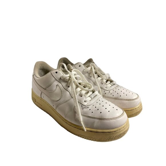 Nike Air Force 1 AF1 Triple White Low Basketball Shoes Men's Size 10.5 - Picture 1 of 9